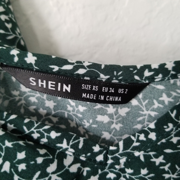 SHEIN Green and White Patterned Camisole Dress - Picture 3 of 4